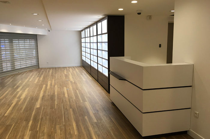 rénovation vitrine boutique de luxe
