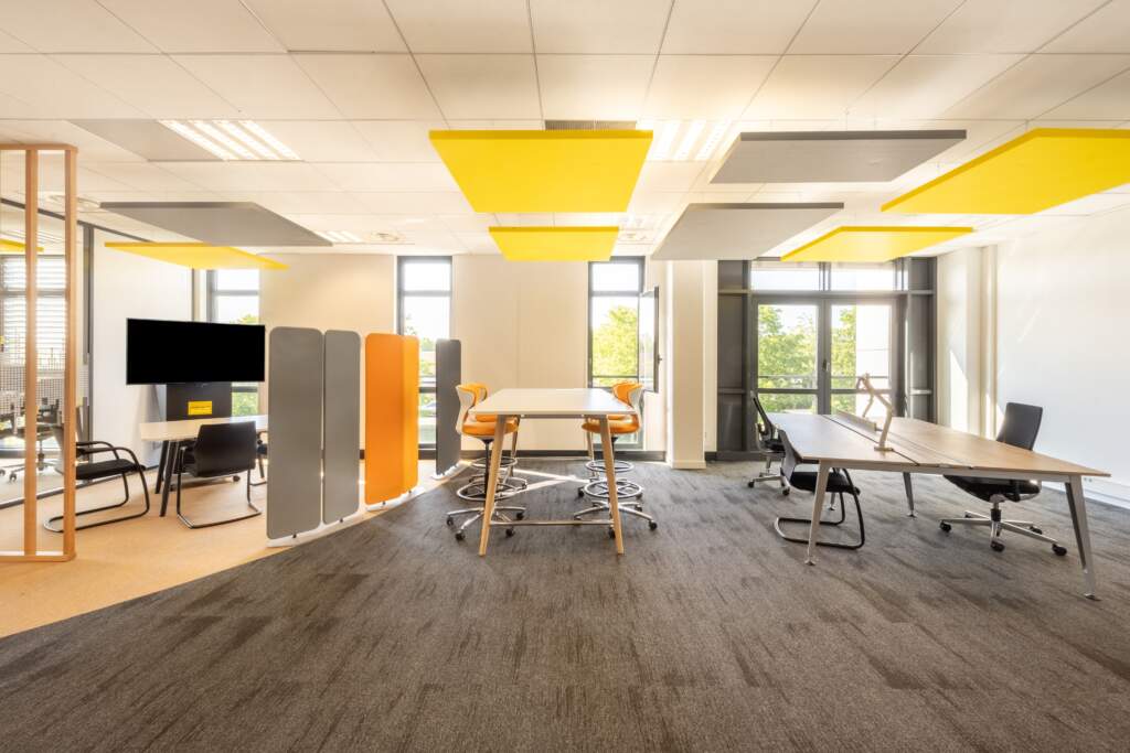 amenagement bureau design paris ouest 17 1024x683 - Aménagement bureau flex office