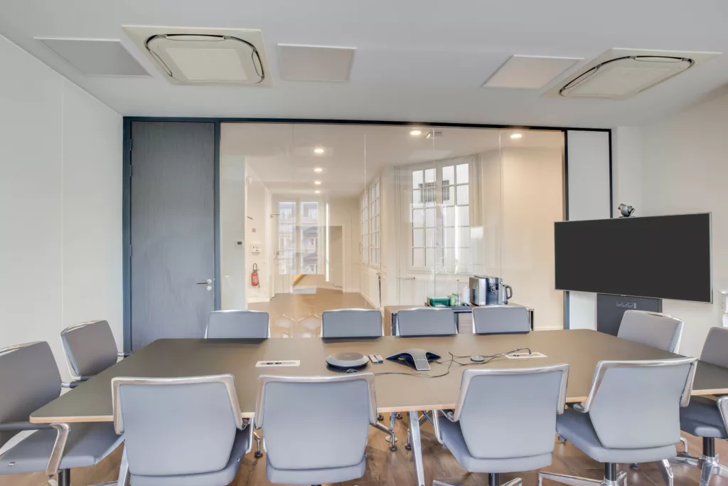 Aménagement de bureau dans de l'haussemannien