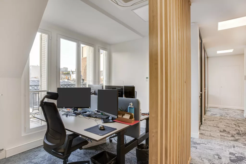 Aménagement de bureau dans de l'haussemannien
